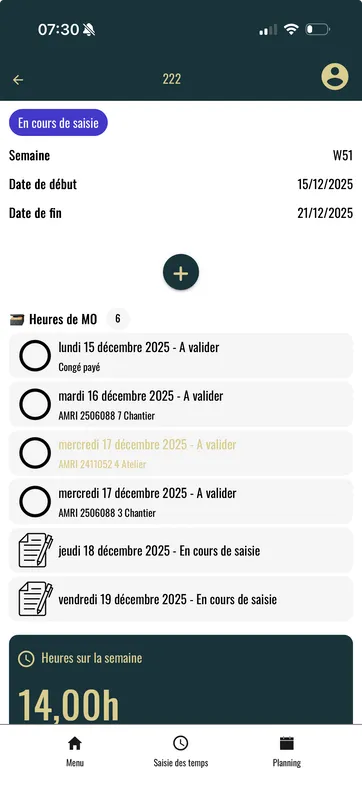 L'application mobile de MRI Industries : un technicien saisit ses heures de la semaine, rattachées à chaque chantier, directement depuis son téléphone